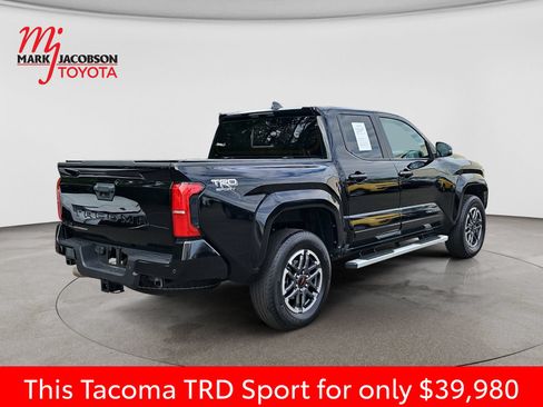 Used 2024 Toyota Tacoma TRD Sport w/ TRD Sport Upgrade Package AWD/4WD image 10