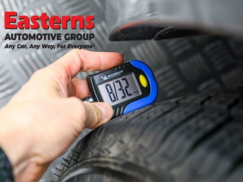 Used 2020 Chevrolet Trax LT w/ LT Convenience Package image 27