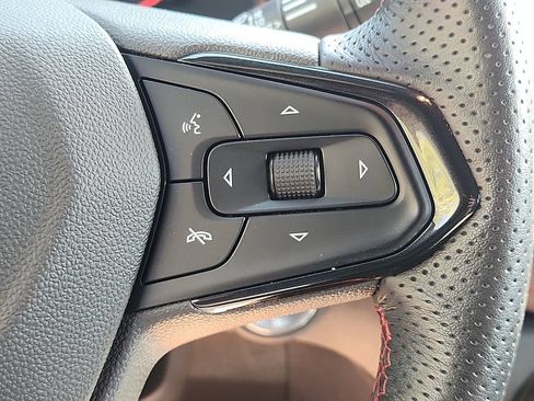 Used 2023 Chevrolet TrailBlazer RS FWD image 21