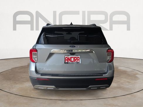 Used 2023 Ford Explorer XLT w/ Equipment Group 202A AWD/4WD image 6