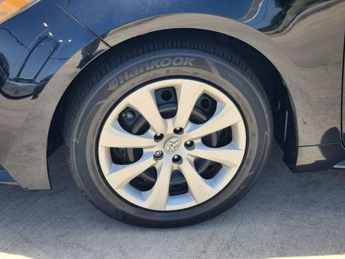 Used 2024 Toyota Corolla LE FWD image 10