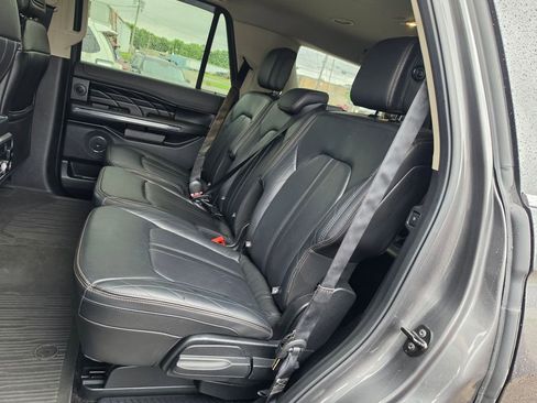 Used 2018 Ford Expedition Platinum AWD/4WD image 7