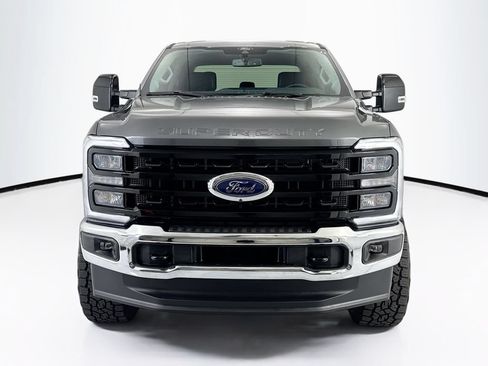 Used 2026 Ford F250 Lariat w/ FX4 Off-Road Package AWD/4WD image 2