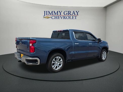 Used 2024 Chevrolet Silverado 1500 LTZ w/ LTZ Premium Package AWD/4WD image 5