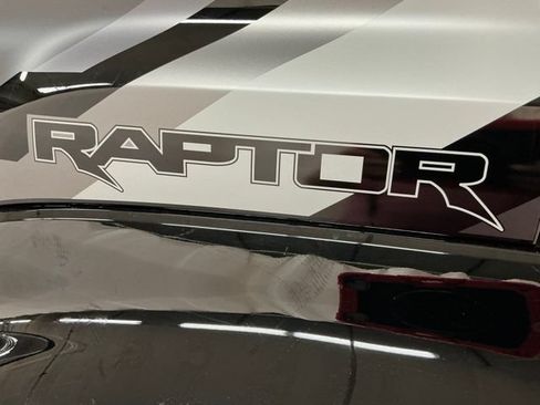 New 2026 Ford Bronco Raptor w/ Interior Carbon Fiber Pack AWD/4WD image 7
