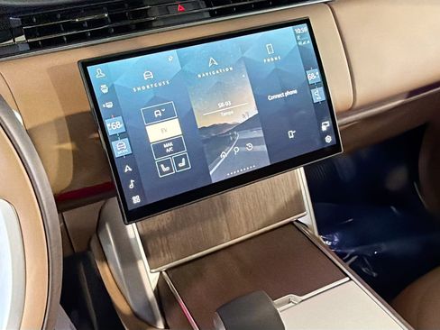 New 2026 Land Rover Range Rover SE AWD/4WD image 27