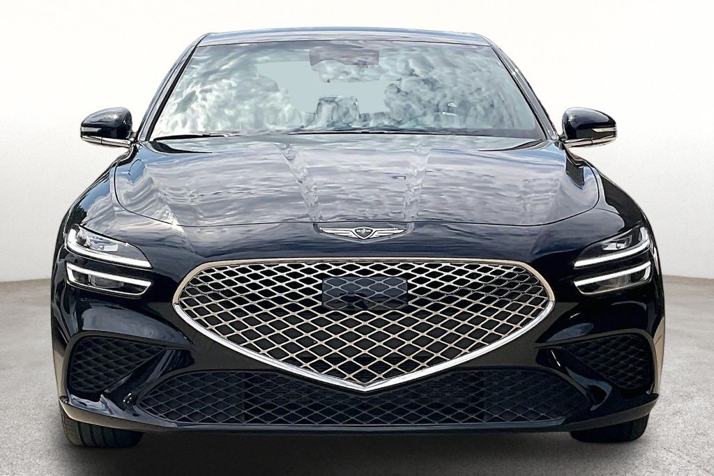 Used 2025 Genesis G70 2.5T RWD image 4