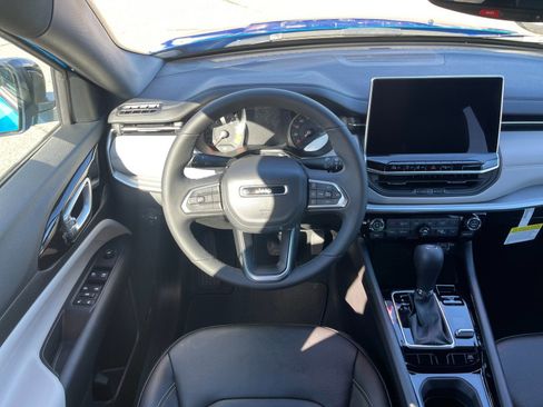 New 2026 Jeep Compass Limited image 15