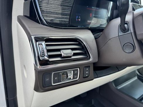 Used 2022 Lincoln Navigator Black Label AWD/4WD image 14
