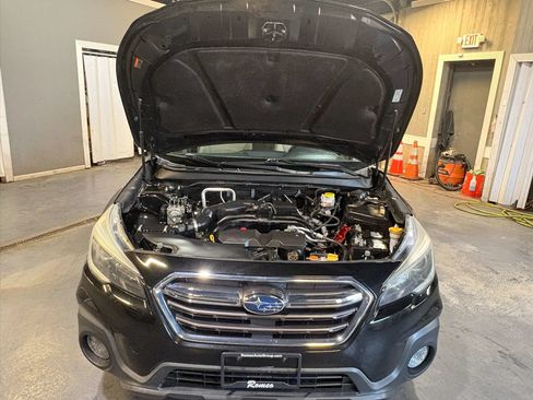 Used 2019 Subaru Outback 2.5i Premium AWD/4WD image 28