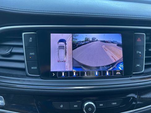 Used 2020 Buick Enclave Avenir w/ Avenir Technology Package AWD/4WD image 44
