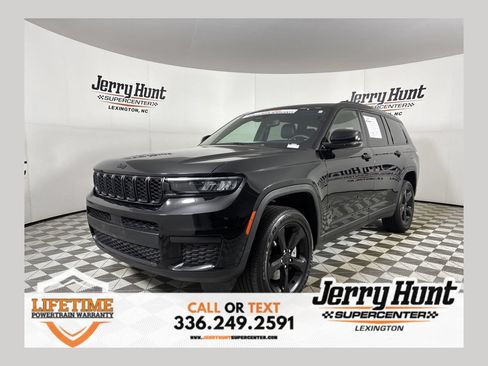 Used 2023 Jeep Grand Cherokee L Laredo AWD/4WD image 1