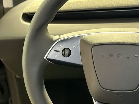 Used 2025 Tesla Model 3 Long Range image 21