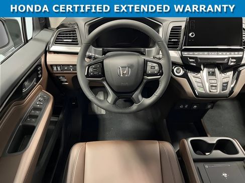 Certified 2025 Honda Odyssey Touring image 22