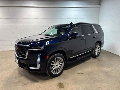 Used 2023 Cadillac Escalade Premium Luxury image 1