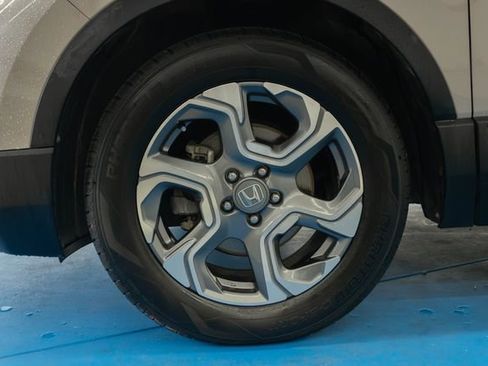 Used 2018 Honda CR-V EX image 2