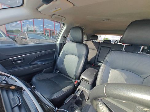 Used 2017 Mitsubishi Outlander Sport SEL image 10