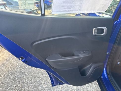 New 2025 Hyundai Venue SEL image 12