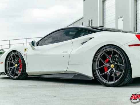 Used 2018 Ferrari 488 GTB RWD image 62