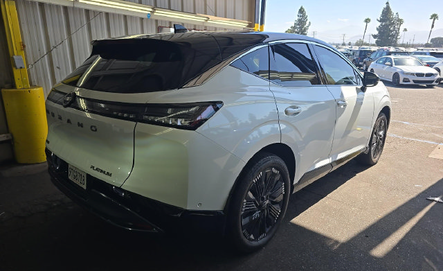 Used 2025 Nissan Murano Platinum w/ Cargo Package AWD/4WD image 3