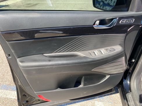 Used 2024 Hyundai Palisade Calligraphy image 10