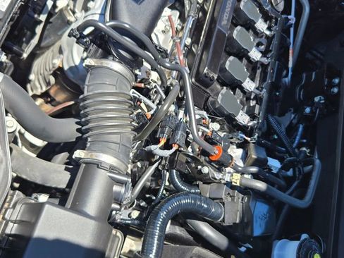 Used 2023 Honda Accord EX image 18