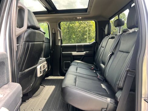 Used 2021 Ford F350 Lariat w/ Lariat Ultimate Package AWD/4WD image 3