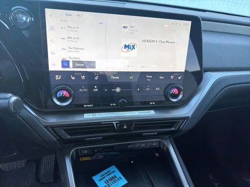 Used 2025 Lexus TX 350 AWD image 12