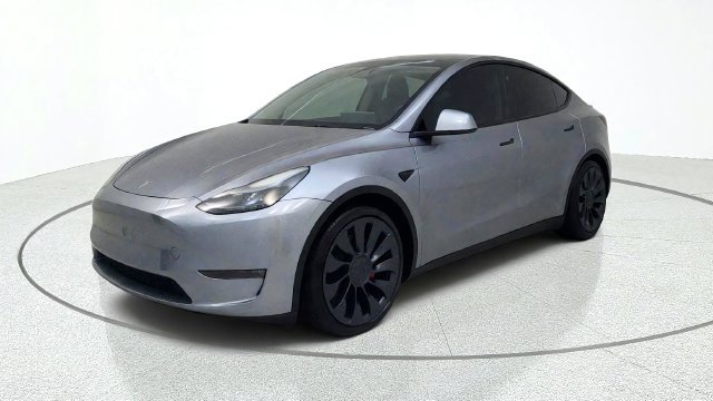 Used 2024 Tesla Model Y Performance AWD/4WD image 3