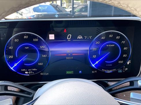 Used 2023 Mercedes-Benz EQS 450+ SUV image 25