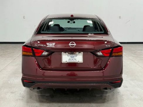 Used 2023 Nissan Altima 2.5 SV image 9
