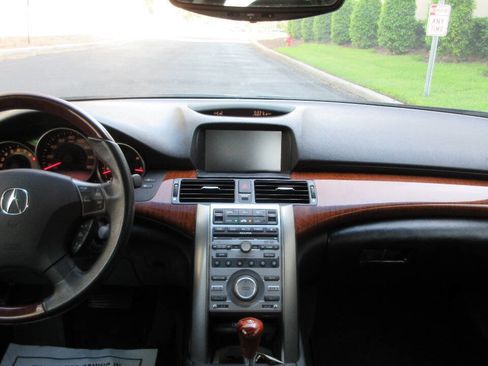 Used 2005 Acura RL AWD/4WD image 27