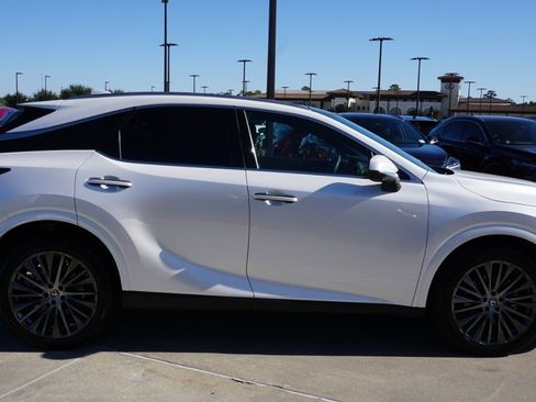 Certified 2023 Lexus RX 350 w/ Luxury Package image 5