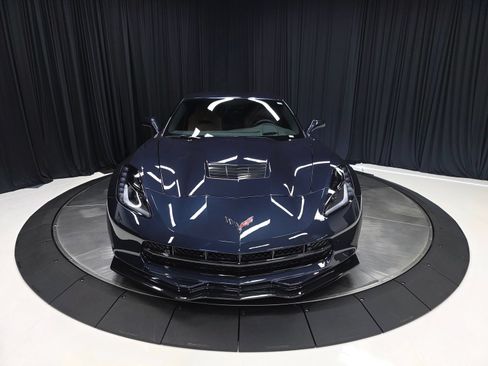 Used 2016 Chevrolet Corvette Stingray Coupe w/ 2LT Preferred Equipment Group RWD image 7
