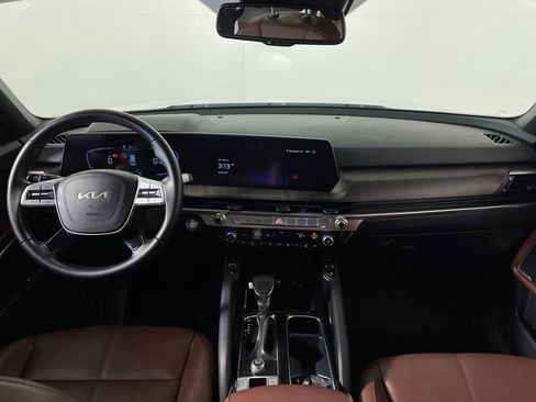 Used 2023 Kia Telluride EX w/ EX Captain's Chair Package image 15