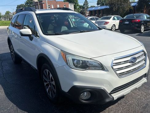 Used 2016 Subaru Outback 2.5i Limited AWD/4WD image 3
