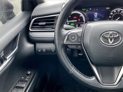 Used 2023 Toyota Camry XSE w/ Cold Weather Package image 18