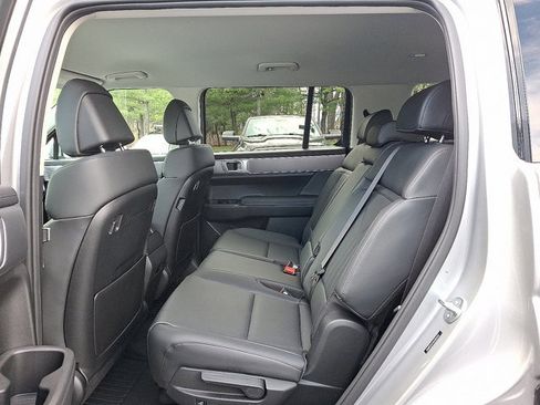 Used 2025 Hyundai Santa Fe SEL image 41