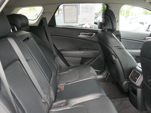Used 2023 Kia Sportage EX FWD image 25