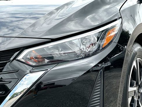 Used 2025 Nissan Sentra SV FWD image 16