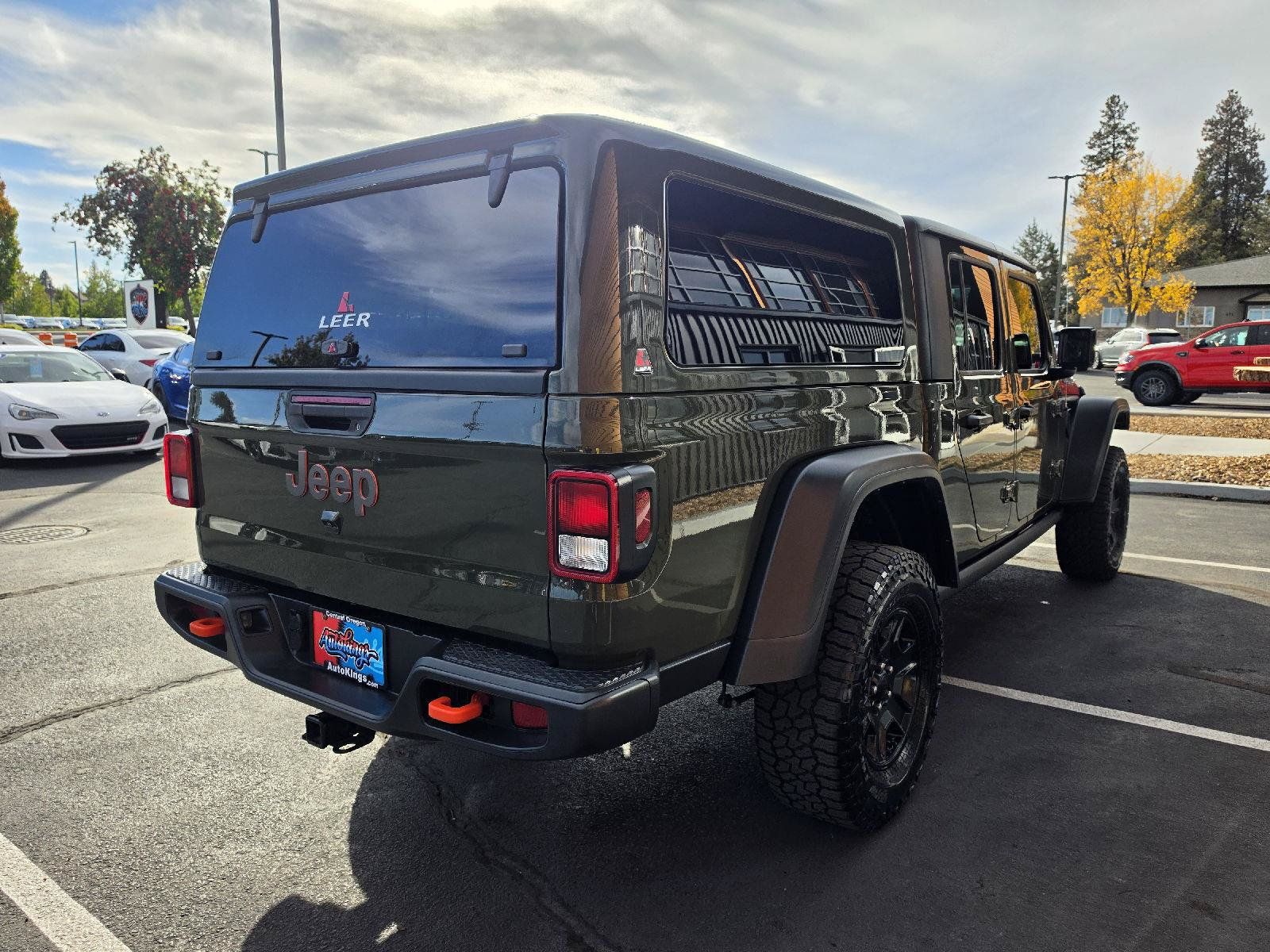 Used 2023 Jeep Gladiator Mojave w/ Cold Weather Group AWD/4WD image 6