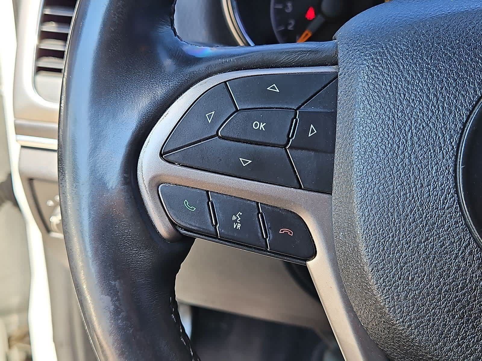 Used 2018 Jeep Grand Cherokee Limited w/ Luxury Group II RWD image 24