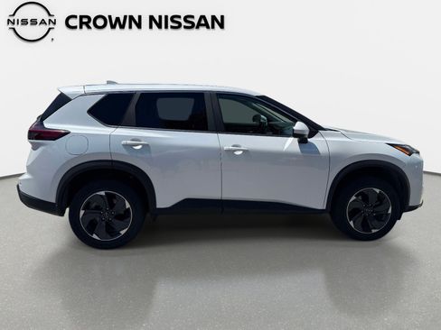 Certified 2024 Nissan Rogue SV AWD/4WD image 8