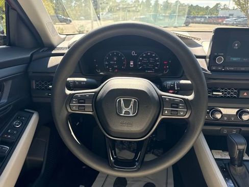 New 2025 Honda Accord SE image 16