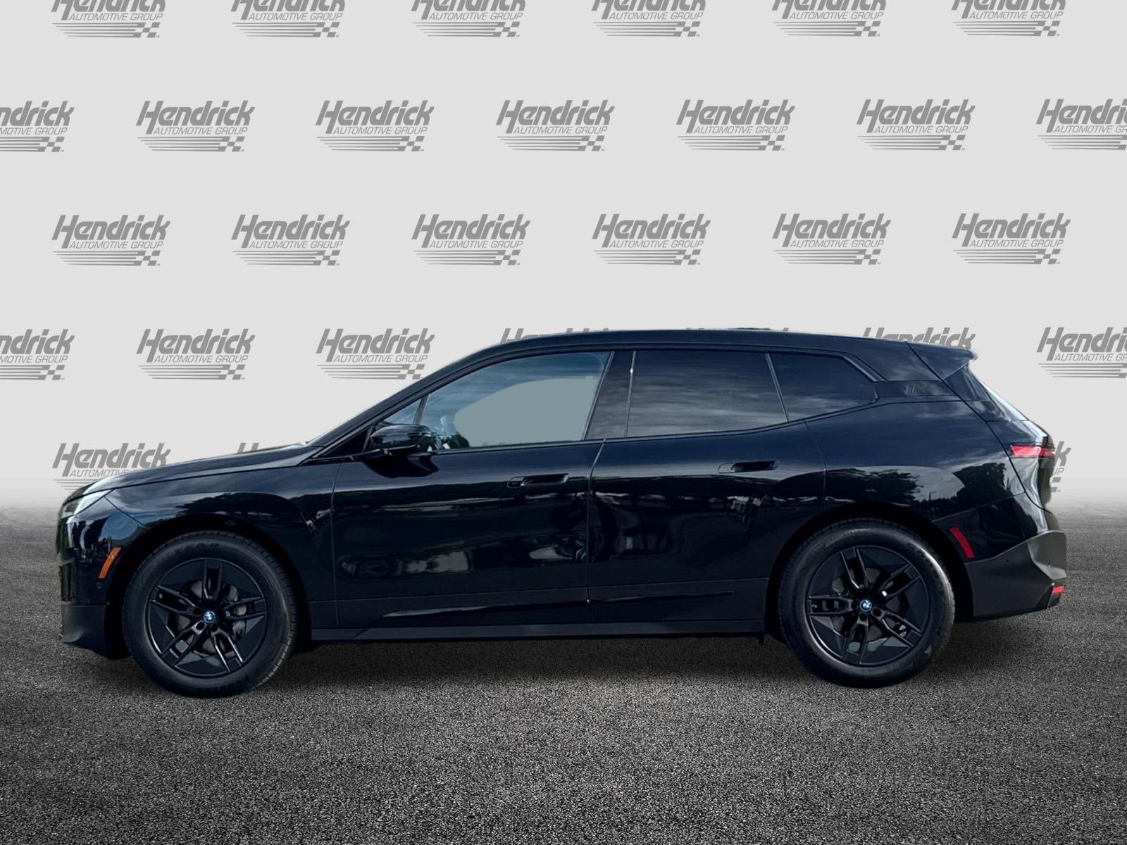 Certified 2024 BMW iX xDrive50 AWD/4WD image 8