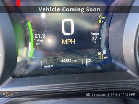 Used 2024 Jeep Wrangler Unlimited Sahara image 9