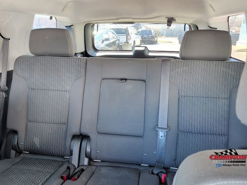 Used 2018 GMC Yukon SLE w/ SLE Value Package image 26