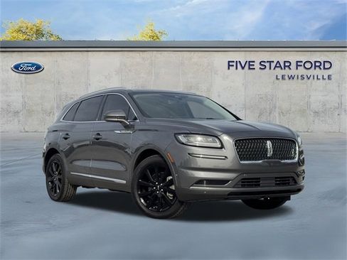 Used 2022 Lincoln Nautilus Reserve w/ Equipment Group 201A image 2