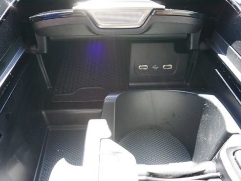 Certified 2025 Mercedes-Benz C 300 Sedan image 35