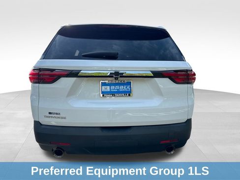 Used 2022 Chevrolet Traverse LS FWD image 8